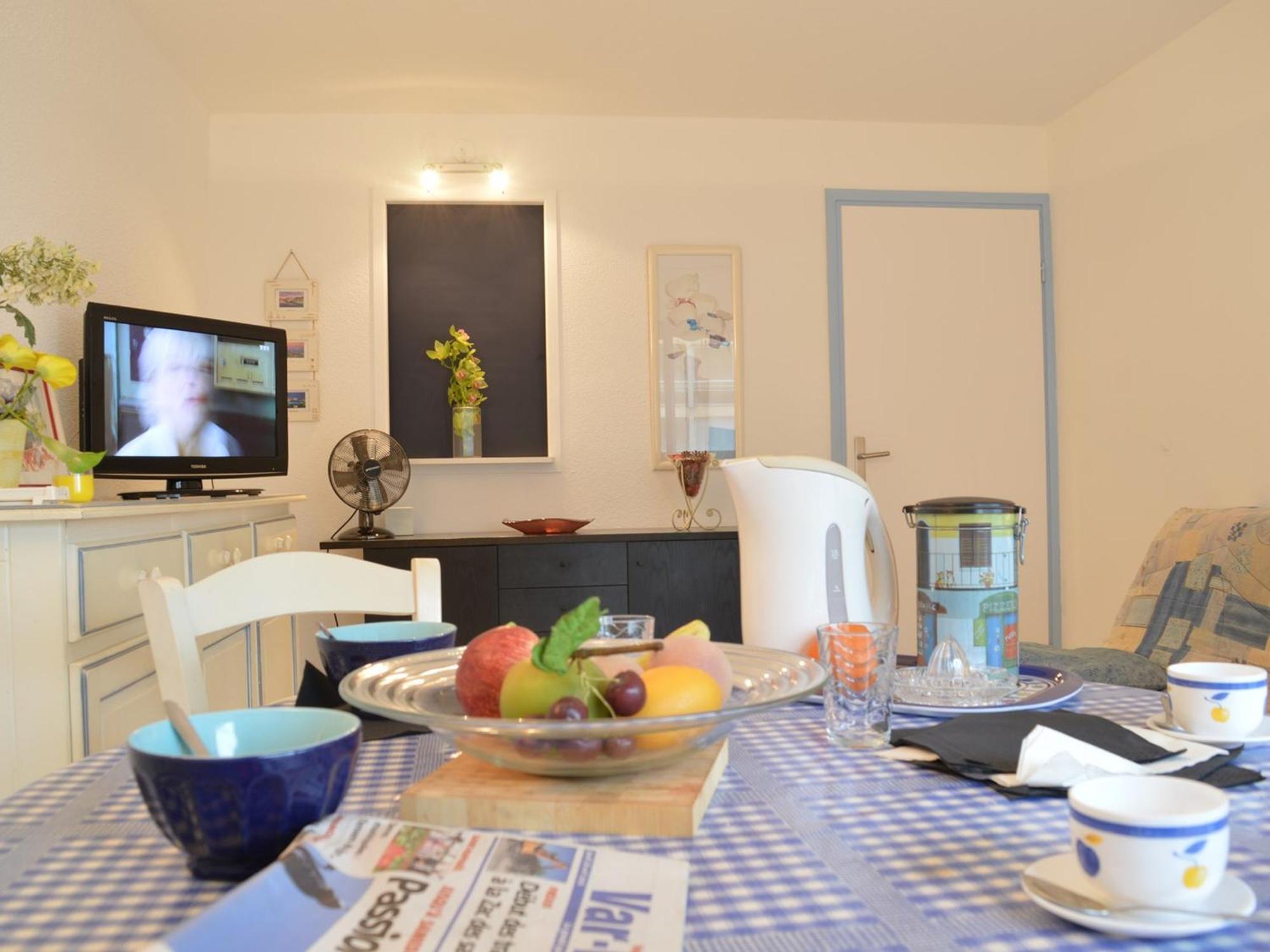 2p Avec Terrasse Et Vue A Frejus, Proche - Fr-1-226a-174 *